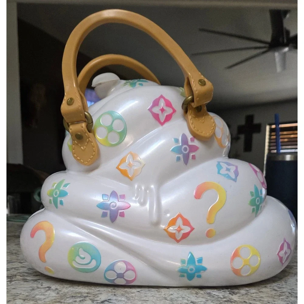 Poopsie Slime Surprise Chasmell Rainbow Slime Kit Storage Case White MGA 2019